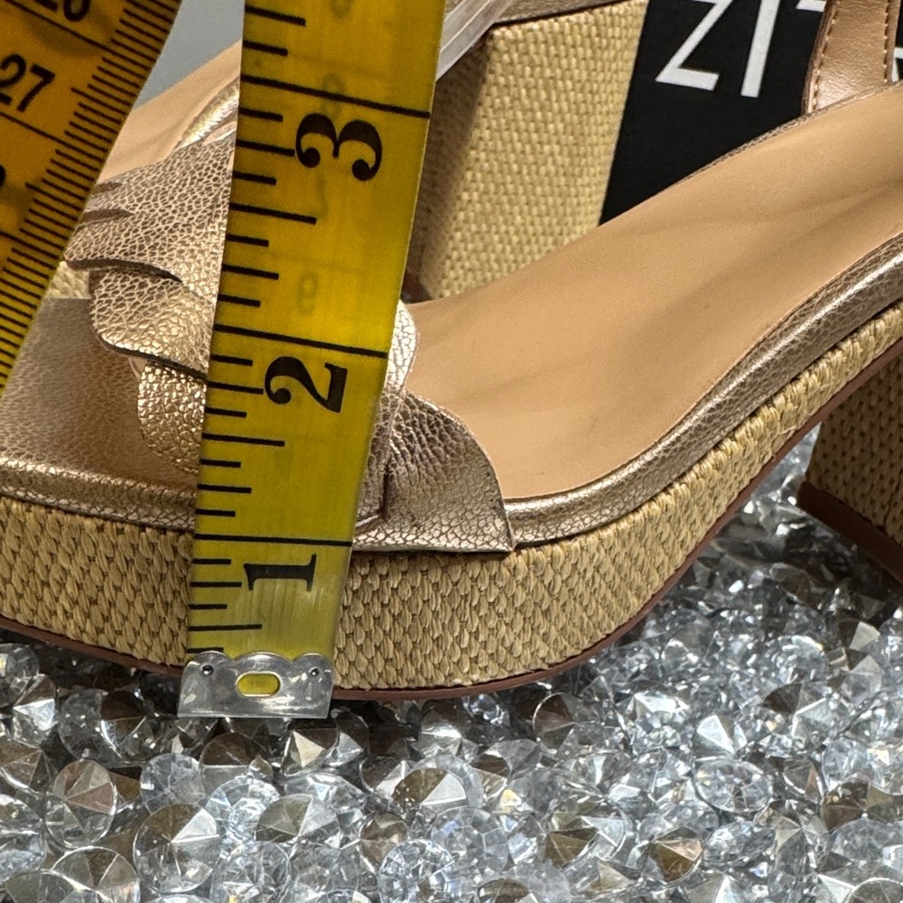 Naturalizer Pandora leather soft Metallic Gold and Platform Heels NEW 7.5 - Picture 13 of 15